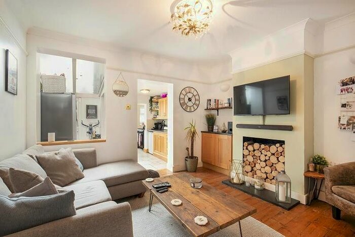 2 Bedroom Terraced House To Rent In Haycroft Road, Surbiton, KT6