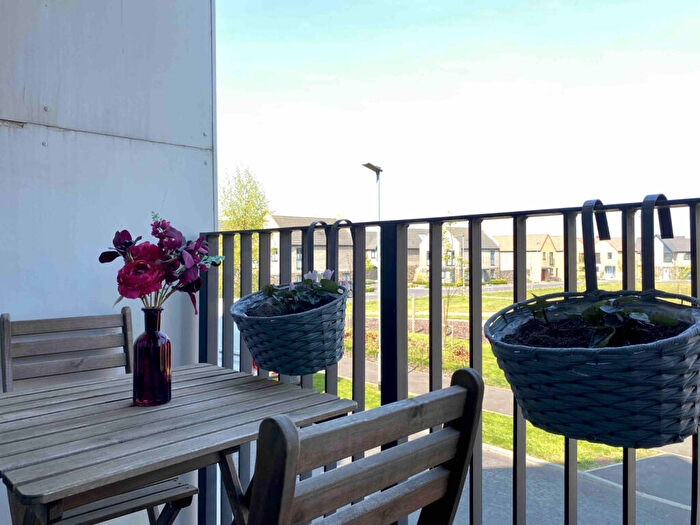 1 Bedroom Apartment For Sale In Pasture Court, Holmhill Drive, Old Felixstowe, IP11