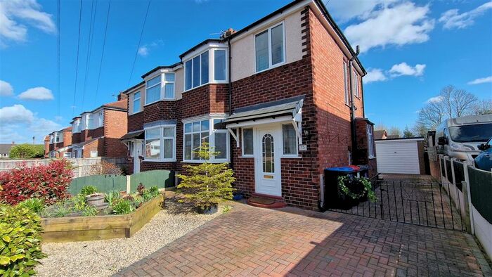 3 Bedroom Semi-Detached House To Rent In Hill Top Avenue, Winsford, CW7