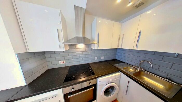 1 Bedroom Flat To Rent In Menzies Road, Torry, Aberdeen, AB11