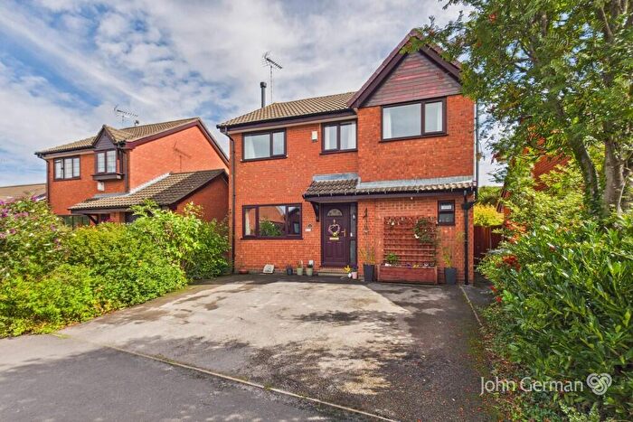 4 Bedroom Detached House For Sale In Sandpiper Drive, Uttoxeter, ST14