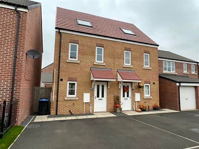 3 Bedroom Semi-Detached House To Rent In Brookes Lane, Hemlington, Middlesbrough, TS8