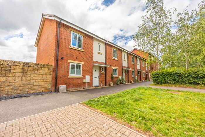 2 Bedroom End Of Terrace House For Sale In Merlin Way, Midsomer Norton, Bath, BA3