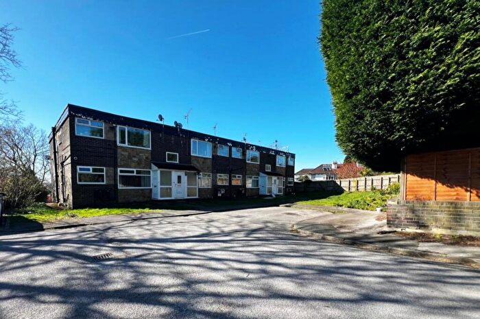 2 Bedroom Apartment To Rent In Alwoodley Court Gardens, Alwoodley, Leeds, LS17