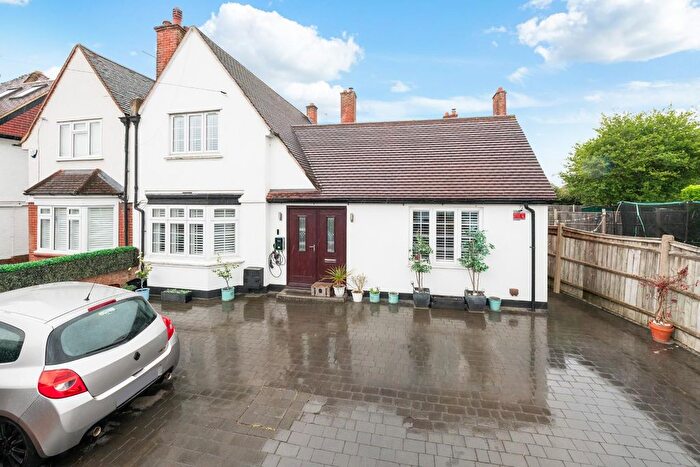 3 Bedroom Semi Detached House For Sale In Lower Court Road, Epsom, KT19