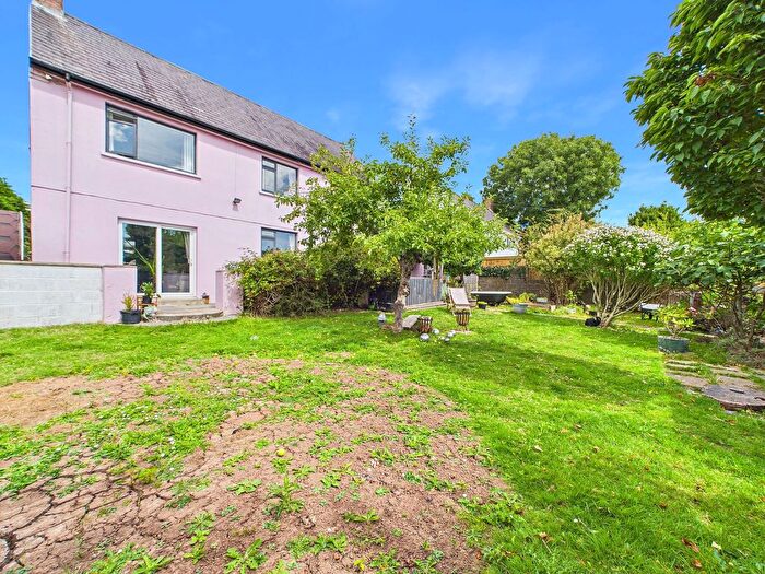 3 Bedroom Detached House For Sale In Buttermilk Close, Pembroke, SA71