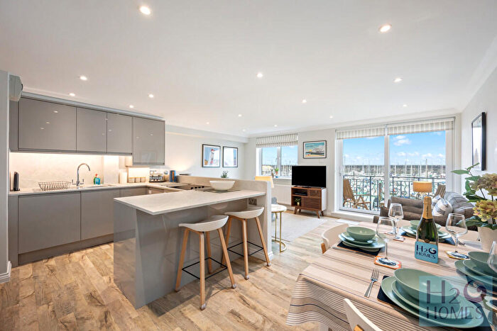 3 Bedroom Apartment To Rent In Collingwood Court, Brighton Marina Village, BN2