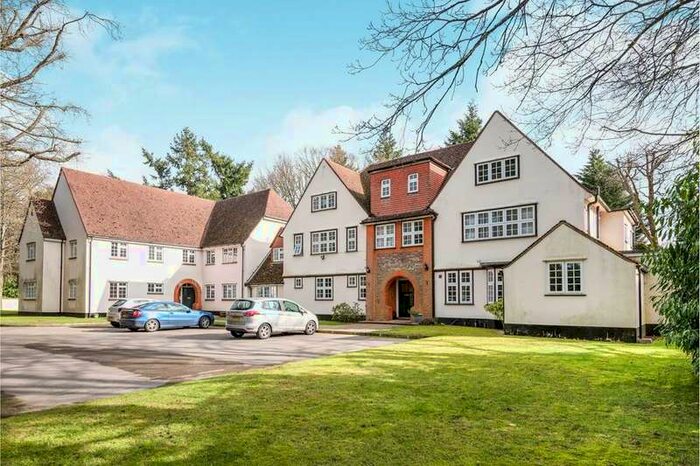 1 Bedroom Apartment To Rent In Collingwood Place, Camberley, GU15