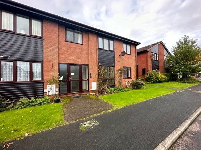 1 Bedroom Flat To Rent In St. Davids Grove, Lytham St. Annes, Lancashire, FY8