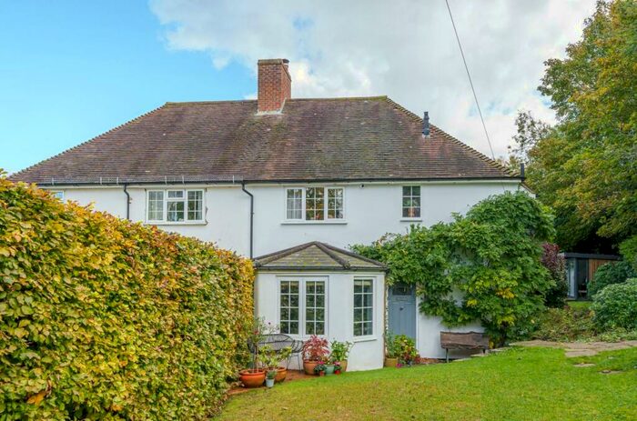 4 Bedroom Semi-Detached House For Sale In The Crossways, Guildford, GU2