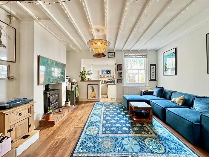 2 Bedroom Cottage For Sale In Gillsmans Hill, St. Leonards-On-Sea, TN38