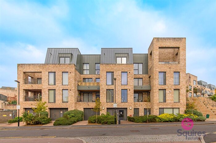 2 Bedroom Flat For Sale In Morphou Road, Mill Hill, NW7