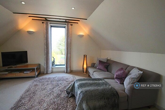 1 Bedroom Flat To Rent In Frith Farm House, Faversham, ME13