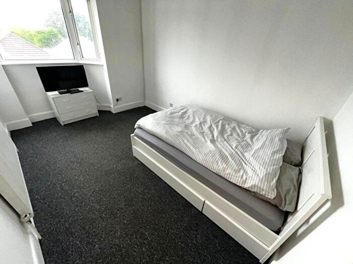 6 Bedroom House For Sale In Sunnyside Road, Poole, BH12