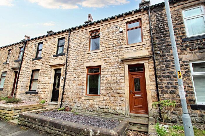 3 Bedroom End Of Terrace House To Rent In Summit, Littleborough, OL15