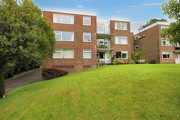 1 Bedroom Flat For Sale In Beacon Road, Crowborough, East Sussex, TN6