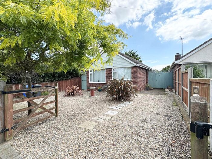 2 Bedroom Detached Bungalow To Rent In Grayson Avenue, Pakefield, Lowestoft, NR33