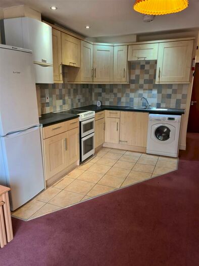 3 Bedroom House To Rent In A Cherry Hinton Road, Cambridge, CB1