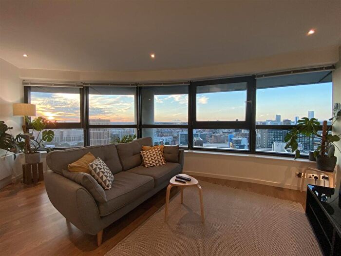 2 Bedroom Flat To Rent In Bridgewater Place, Leeds, West Yorkshire, LS11