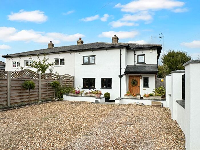 3 Bedroom Semi-Detached House For Sale In New Road, Haslingfield, Cambridge, CB23