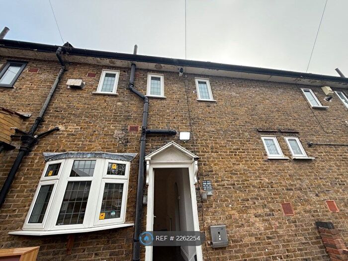 2 Bedroom Terraced House To Rent In Babington Road, Dagenham, RM8