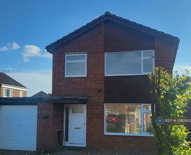 3 Bedroom Detached House To Rent In Milton Close, Thetford, IP24