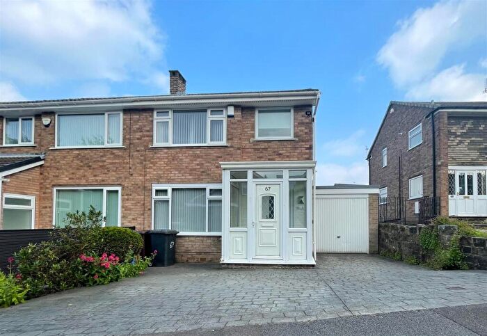 3 Bedroom Property To Rent In Birks Wood Drive, Oughtibridge, S35