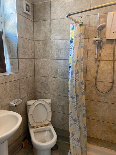 Studio To Rent In Cromwell Road, Hayes, UB3