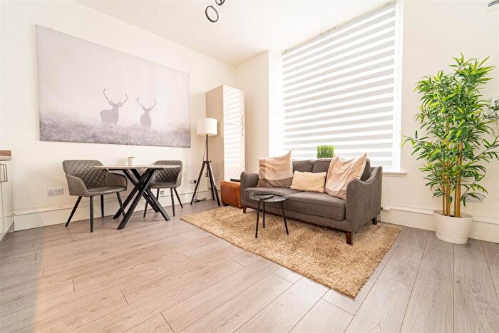 1 Bedroom Flat For Sale In Union Road, Inverness, IV2