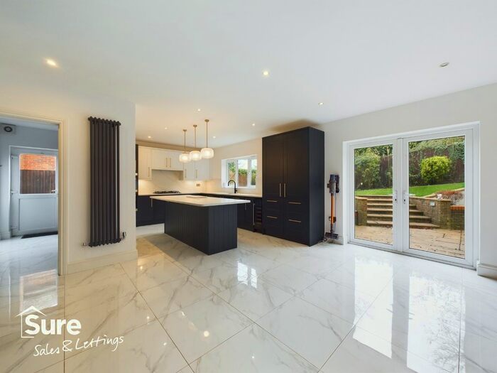 5 Bedroom Detached House To Rent In Felden Lane, Felden, Hemel Hempstead, Hertfordshire, HP3