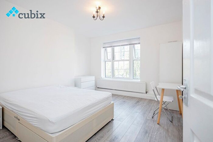 3 Bedroom Flat To Rent In County Street, London, SE1