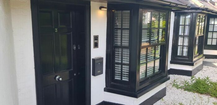 2 Bedroom Maisonette To Rent In St Albans Road, South Mimms, EN6