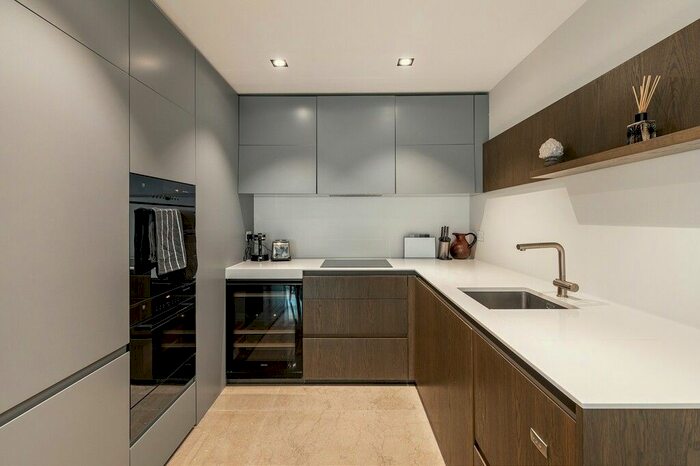 1 Bedroom Flat To Rent In Babmaes Street, St James, SW1Y