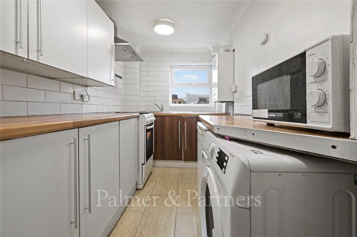 1 Bedroom Flat To Rent In Burrell Road, Ipswich, Suffolk, IP2