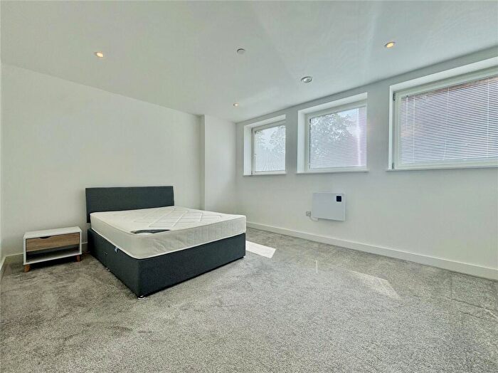 2 Bedroom Apartment To Rent In Crosby Road North, Waterloo, Liverpool, L22