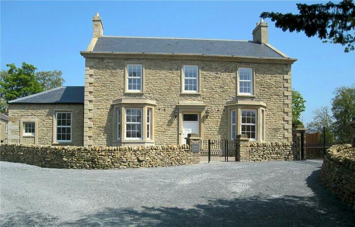 2 Bedroom Flat To Rent In Clapham, Lancaster, LA2