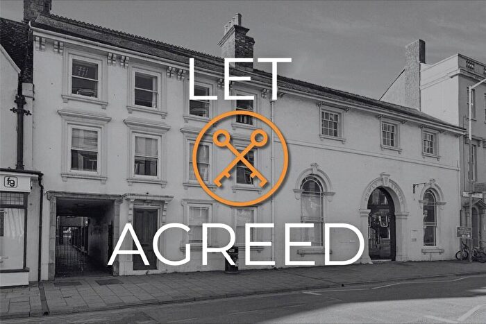 1 Bedroom Apartment To Rent In Old Town Court, - High Street, Old Town, Swindon, SN1