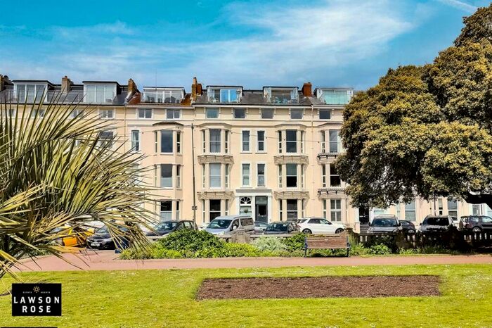 2 Bedroom Flat To Rent In South Parade, Southsea, PO5