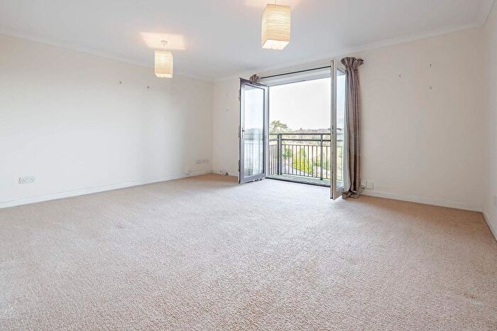 2 Bedroom Apartment To Rent In St. Ninians Way, Linlithgow, EH49