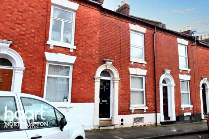 2 Bedroom Terraced House For Sale In Alexandra Road, Northampton, NN1