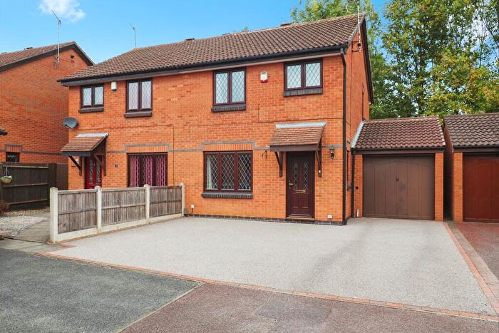 3 Bedroom Semi Detached House For Sale In Crawford Close, Wollaton, Nottingham, NG8