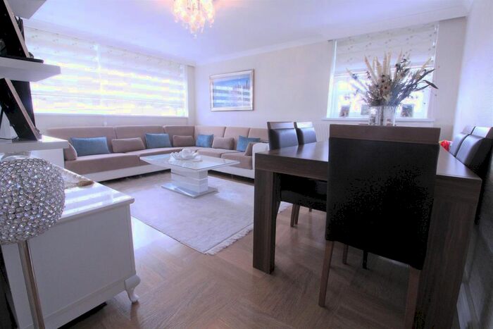 2 Bedroom Flat To Rent In Exeter Road, Ponders End, Enfield EN3