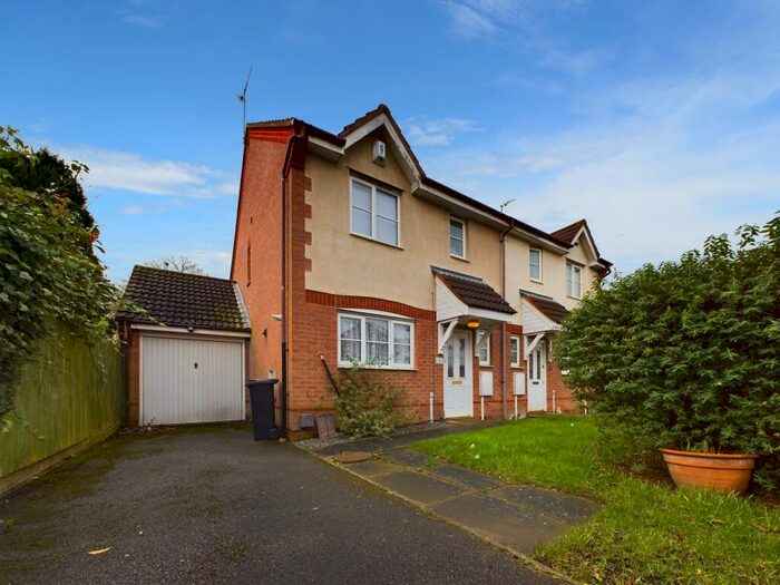 3 Bedroom Semi-Detached House To Rent In Stanier Drive, Barkbythorpe, LE4
