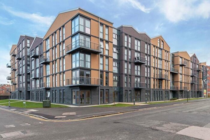 2 Bedroom Flat To Rent In Communication Row, Birmingham, West Midlands, B15