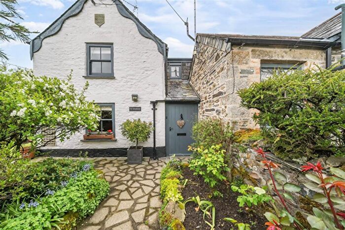 2 Bedroom Semi-Detached House For Sale In Michaelstow, Bodmin, PL30