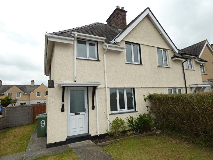 3 Bedroom End Of Terrace House For Sale In Bryn Ogwen, Bangor, Gwynedd, LL57