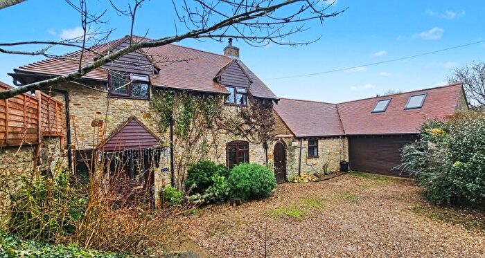 4 Bedroom Cottage For Sale In Butlins Lane, Roade, Northampton, NN7