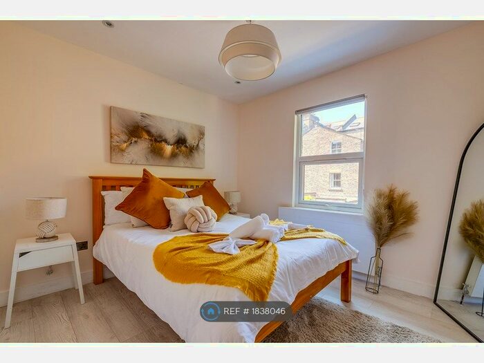 2 Bedroom Flat To Rent In Kellett Road, London, SW2