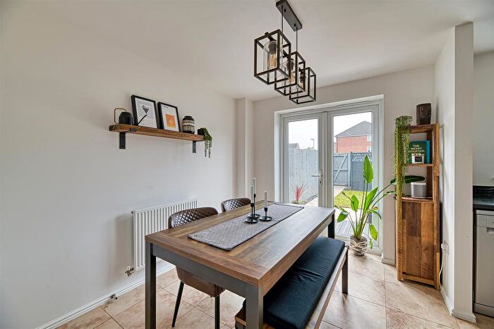 3 Bedroom Town House For Sale In Portland Road, Great Sankey, Warrington, WA5