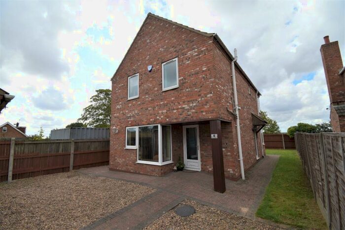 3 Bedroom Detached House To Rent In Habrough Court, South Killingholme, Immingham, Lincolnshire, DN40